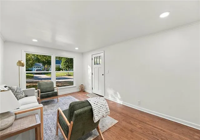 Photo 3 of Single family home for sale at 7929 Madison Ave, Kansas City, MO 64114 | MLS# 2648012 | Listing updated on 2026-10-29
