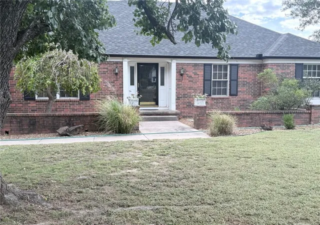 Single family home for sale at 2604 Country Clb Cir, Independence, KS 67301 | MLS# 2648016