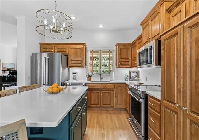 Photo 4 of House for sale at 14080 S Summit St, Olathe, KS 66062 | MLS# 2648036 | Listing updated on 2026-10-29