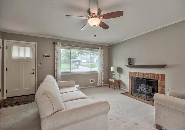 Photo 3 of Single family home for sale at 3910 NE 54th Street, Kansas City, MO 64119 | MLS# 2648037 | Listing updated on 2026-10-21