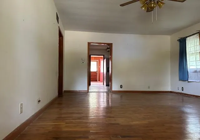 Photo 4 of Single family home for sale at 804 E Perry St, Arma, KS 66712 | MLS# 2648040 | Listing updated on 2026-10-21