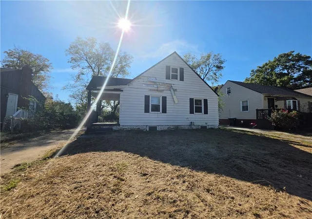 Photo 1 of Single family home for sale at 4229 E 68th Terrace, Kansas City, MO 64132 | MLS# 2648041 | Listing updated on 2026-10-29