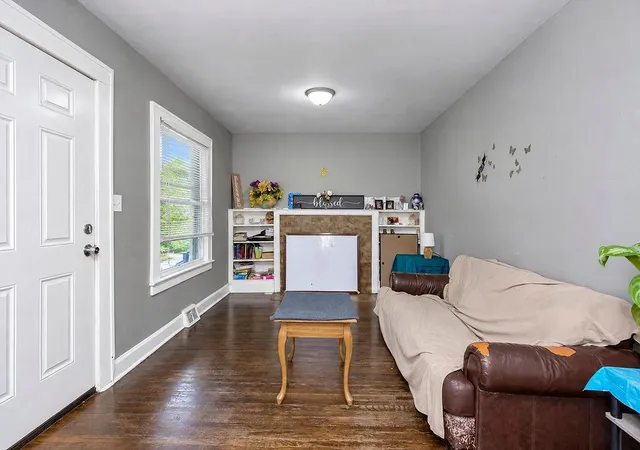 Photo 3 of Single family home for sale at 4021 E 68th Street, Kansas City, MO 64132 | MLS# 2648046 | Listing updated on 2026-10-28
