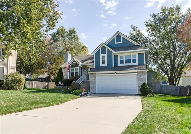 Single family home for sale at 15013 W 124th Street, Olathe, KS 66062 | MLS# 2648047
