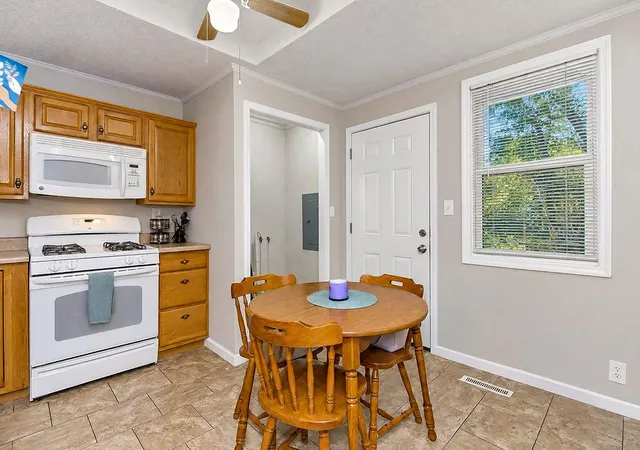 Photo 4 of Single family home for sale at 1208 NE 46th Terrace, Kansas City, MO 64116 | MLS# 2648050 | Listing updated on 2026-10-27