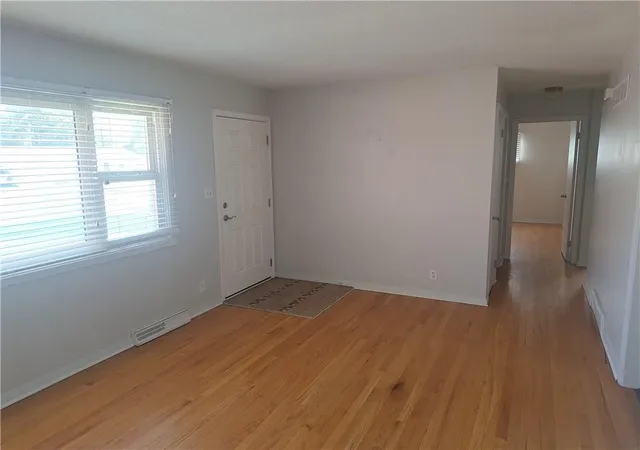 Photo 3 of Single family home for sale at 7508 N Highland Ave, Kansas City, MO 64118 | MLS# 2648060 | Listing updated on 2026-10-21