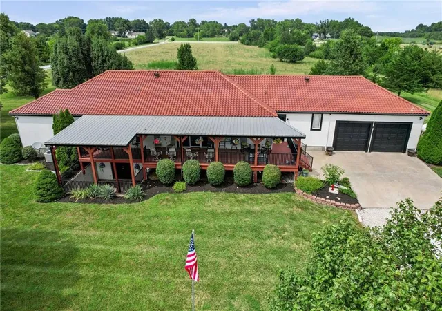 Photo 1 of Single family home for sale at 1005 W Main St, Cleveland, MO 64734 | MLS# 2648070 | Listing updated on 2026-10-24