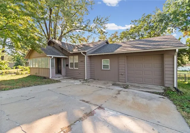 Photo 2 of Single family home for sale at 10213 E 71st Terrace, Raytown, MO 64133 | MLS# 2648073 | Listing updated on 2026-10-22