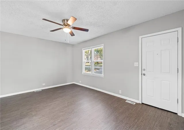 Photo 4 of Single family home for sale at 10213 E 71st Terrace, Raytown, MO 64133 | MLS# 2648073 | Listing updated on 2026-10-22