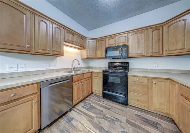 Photo 3 of Townhouse for sale at 3303 N 103rd Terrace, Kansas City, KS 66109 | MLS# 2648084 | Listing updated on 2026-10-22