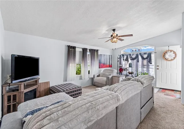 Photo 2 of Single family home for sale at 921 NE White Oaks Ln, Oak Grove, MO 64075 | MLS# 2648085 | Listing updated on 2026-10-22