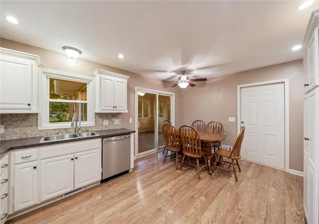 Photo 3 of Single family home for sale at 705 Sw Mitchell St, Oak Grove, MO 64075 | MLS# 2648092 | Listing updated on 2026-10-22
