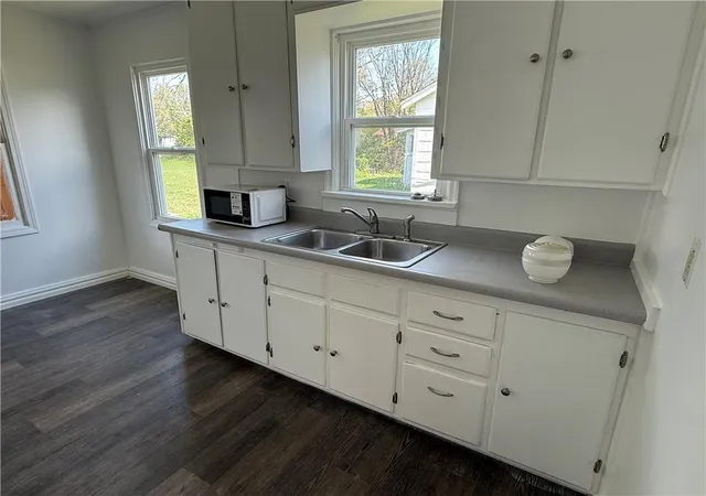 Photo 3 of Single family home for sale at 1612 W 6th Street, Coffeyville, KS 67337 | MLS# 2648099 | Listing updated on 2026-10-21