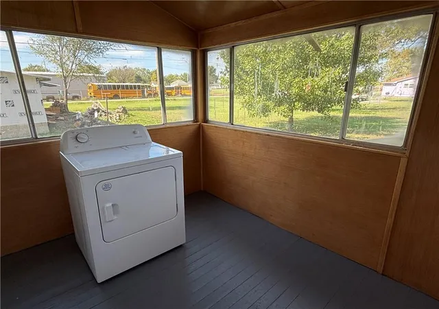 Photo 4 of Single family home for sale at 1612 W 6th Street, Coffeyville, KS 67337 | MLS# 2648099 | Listing updated on 2026-10-21