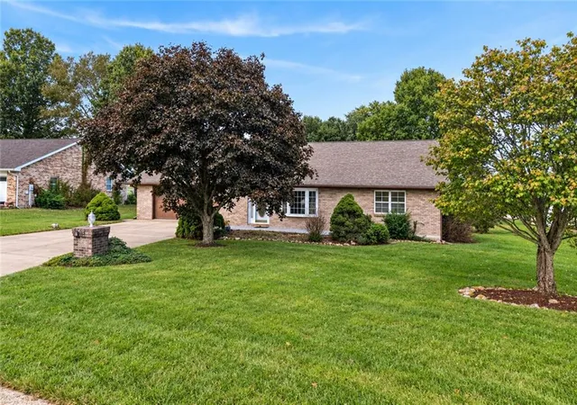 Photo 2 of Single family home for sale at 33 Bryant Rd, Eldon, MO 65026 | MLS# 2648105 | Listing updated on 2026-10-22