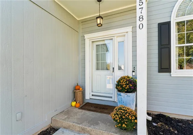 Photo 1 of Single family home for sale at 5780 Apache Dr, Shawnee, KS 66226 | MLS# 2648116 | Listing updated on 2026-10-27