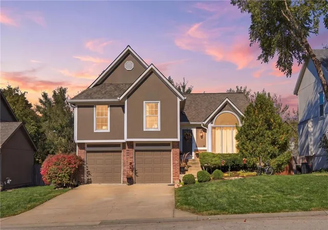 Photo 1 of Single family home for sale at 21806 W 53rd Street, Shawnee, KS 66226 | MLS# 2648126 | Listing updated on 2026-10-28