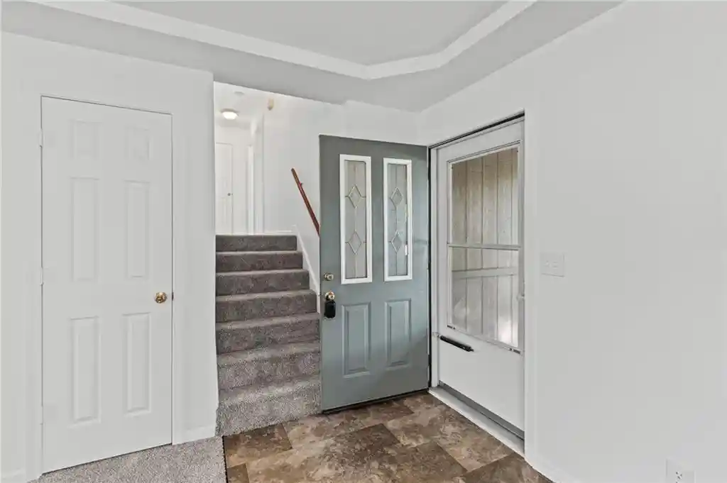 Photo 3 of Single family home for sale at 29408 Vickie Dr, Excelsior Springs, MO 64024 | MLS# 2648164 | Listing updated on 2026-10-23