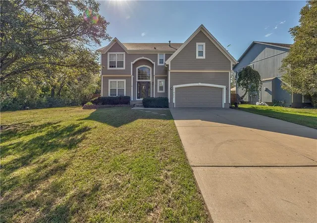 Photo 1 of Single family home for sale at 17903 W 158th Street, Olathe, KS 66062 | MLS# 2648172 | Listing updated on 2026-10-23