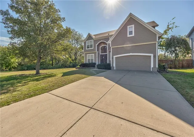 Photo 3 of Single family home for sale at 17903 W 158th Street, Olathe, KS 66062 | MLS# 2648172 | Listing updated on 2026-10-23