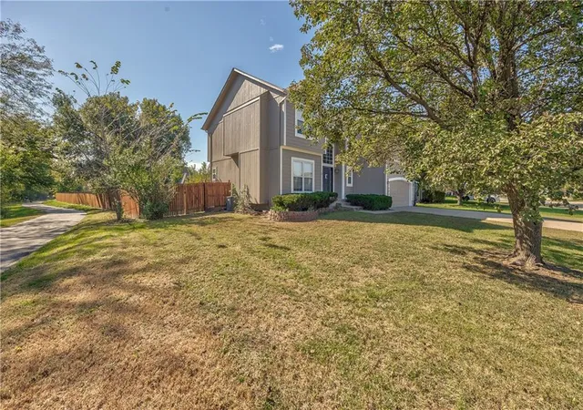 Photo 3 of Single family home for sale at 17903 W 158th Street, Olathe, KS 66062 | MLS# 2648172 | Listing updated on 2026-10-23