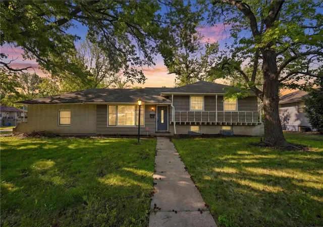 Photo 1 of Single family home for sale at 8705 E 83rd Terrace, Raytown, MO 64138 | MLS# 2648173 | Listing updated on 2026-10-22