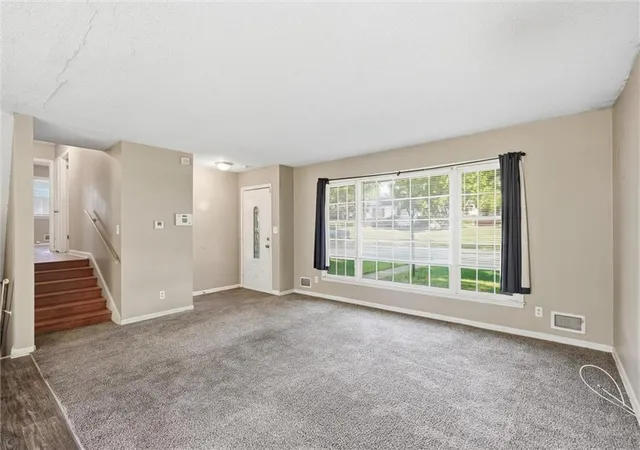 Photo 4 of Single family home for sale at 8705 E 83rd Terrace, Raytown, MO 64138 | MLS# 2648173 | Listing updated on 2026-10-22