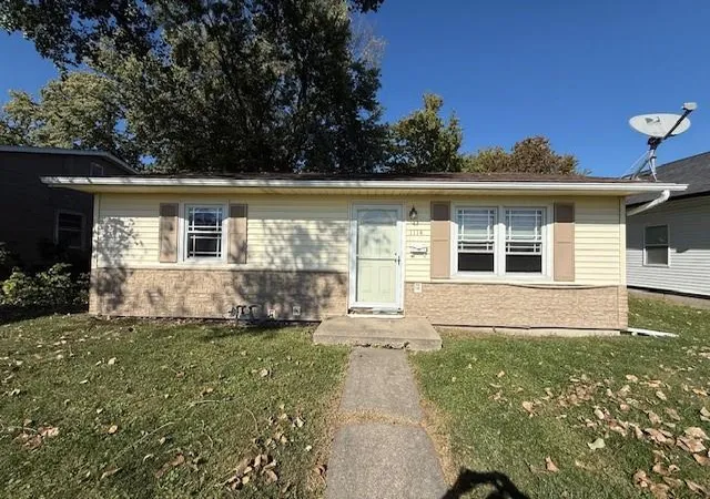 Photo 2 of Single family home for sale at 1114 W 3rd Street, Cameron, MO 64429 | MLS# 2648174 | Listing updated on 2026-10-22