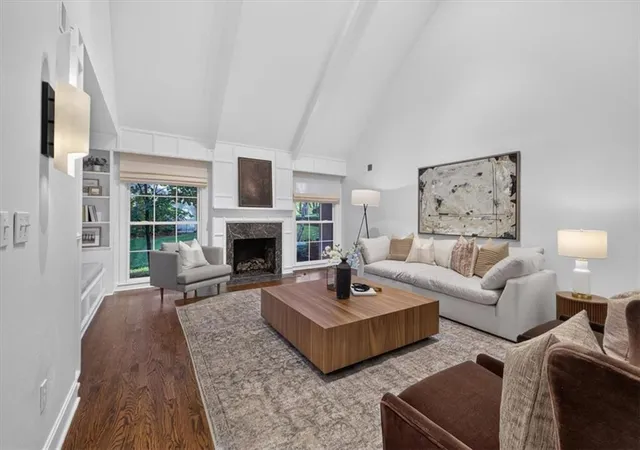 Photo 4 of Single family home for sale at 7904 Bristol Ct, Prairie Village, KS 66208 | MLS# 2648191 | Listing updated on 2026-10-23