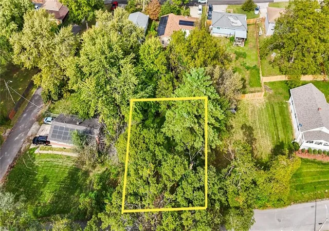 Photo 1 of Land for sale at 2912 NE 37th Street, Kansas City, MO 64117 | MLS# 2648210 | Listing updated on 2026-10-22