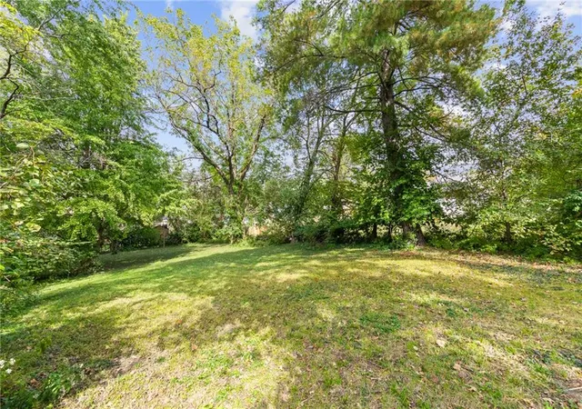 Photo 1 of Land for sale at 2912 Ne 37th Street, Kansas City, MO 64117 | MLS# 2648210 | Listing updated on 2026-10-22