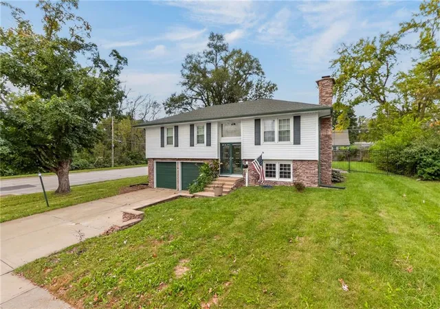 Photo 1 of Single family home for sale at 9418 Fairwood Dr, Kansas City, MO 64138 | MLS# 2648223 | Listing updated on 2026-10-22