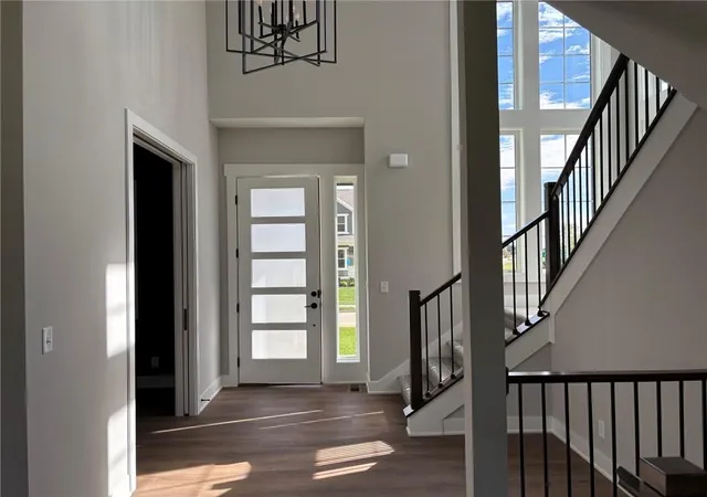 Photo 2 of Single family home for sale at 1820 Sw Arbormist Dr, Lees Summit, MO 64082 | MLS# 2648229 | Listing updated on 2026-10-22