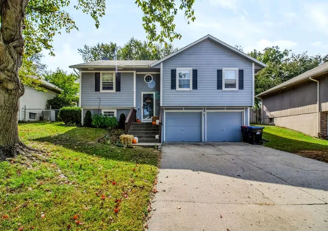 Photo 1 of Single family home for sale at 408 Quail Trl, Warrensburg, MO 64093 | MLS# 2648230 | Listing updated on 2026-10-22