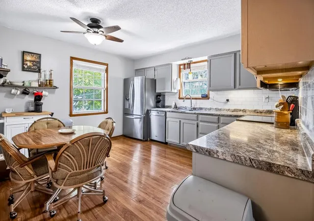 Photo 2 of Single family home for sale at 408 Quail Trl, Warrensburg, MO 64093 | MLS# 2648230 | Listing updated on 2026-10-22