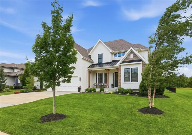 Photo 3 of Single family home for sale at 14798 S Parkhill St, Olathe, KS 66062 | MLS# 2648232 | Listing updated on 2026-10-22