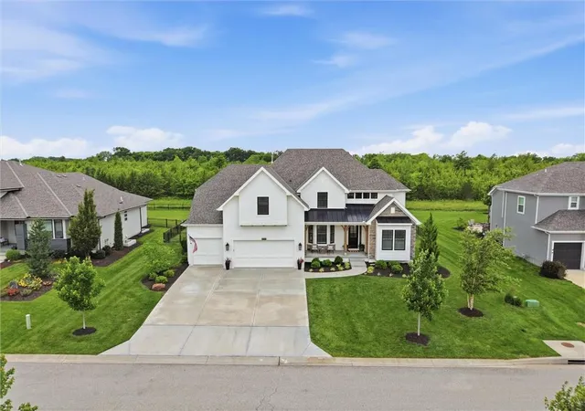 Photo 4 of Single family home for sale at 14798 S Parkhill St, Olathe, KS 66062 | MLS# 2648232 | Listing updated on 2026-10-22