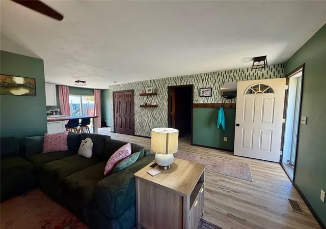 Photo 3 of Single family home for sale at 1004 S 15th Street, Burlington, KS 66839 | MLS# 2648233 | Listing updated on 2026-10-22