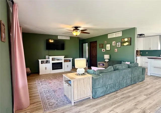 Photo 3 of Single family home for sale at 1004 S 15th Street, Burlington, KS 66839 | MLS# 2648233 | Listing updated on 2026-10-22
