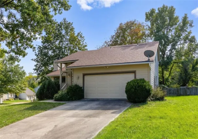 Photo 2 of Single family home for sale at 14705 W 91st Place, Lenexa, KS 66215 | MLS# 2648263 | Listing updated on 2026-10-23