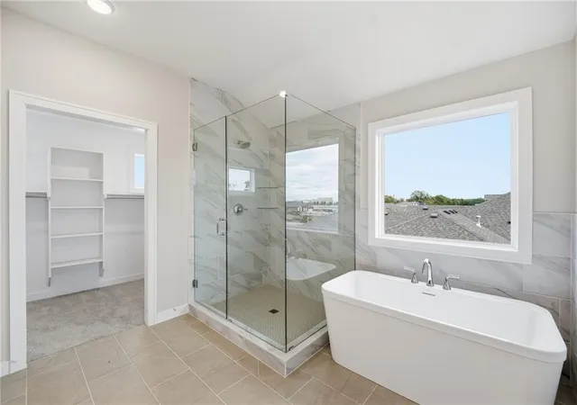 Photo 4 of Single family home for sale at 18555 W 195th Street, Spring Hill, KS 66083 | MLS# 2648264 | Listing updated on 2026-10-22