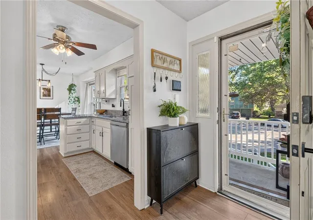 Photo 2 of Single family home for sale at 4908 S Casey Ct, Independence, MO 64055 | MLS# 2648267 | Listing updated on 2026-10-27