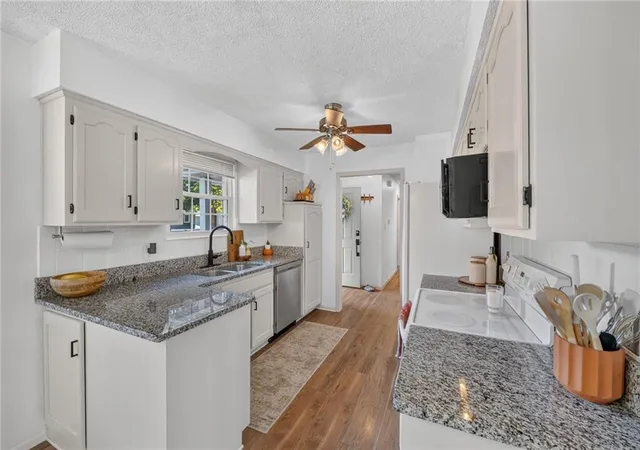 Photo 4 of Single family home for sale at 4908 S Casey Ct, Independence, MO 64055 | MLS# 2648267 | Listing updated on 2026-10-27