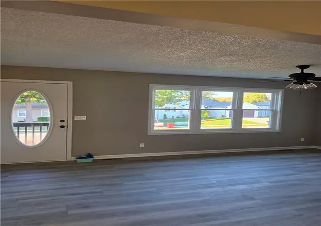 Photo 3 of Single family home for sale at 603 Se 21st Street, Oak Grove, MO 64075 | MLS# 2648286 | Listing updated on 2026-10-22