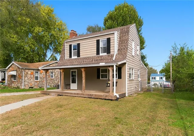 Photo 1 of Single family home for sale at 624 W 29th Street, Higginsville, MO 64037 | MLS# 2648295 | Listing updated on 2026-10-23