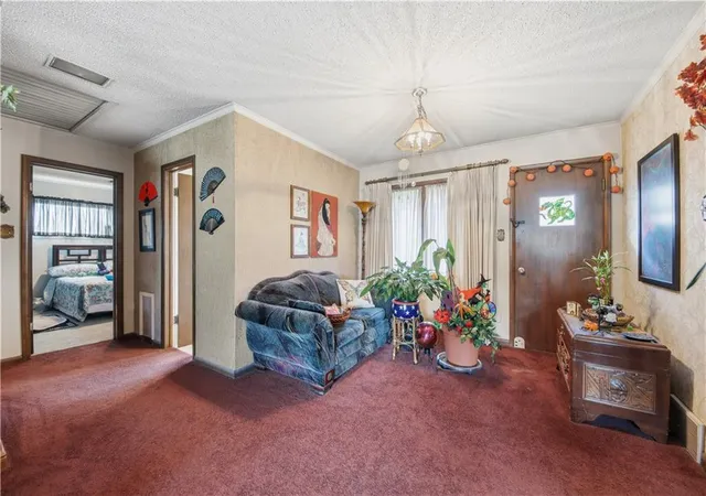 Photo 4 of Single family home for sale at 300 Crestview Dr, Parsons, KS 67357 | MLS# 2648298 | Listing updated on 2026-10-23