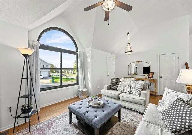 Photo 2 of Single family home for sale at 4075 N 107th Terrace, Kansas City, KS 66109 | MLS# 2648313 | Listing updated on 2026-10-30