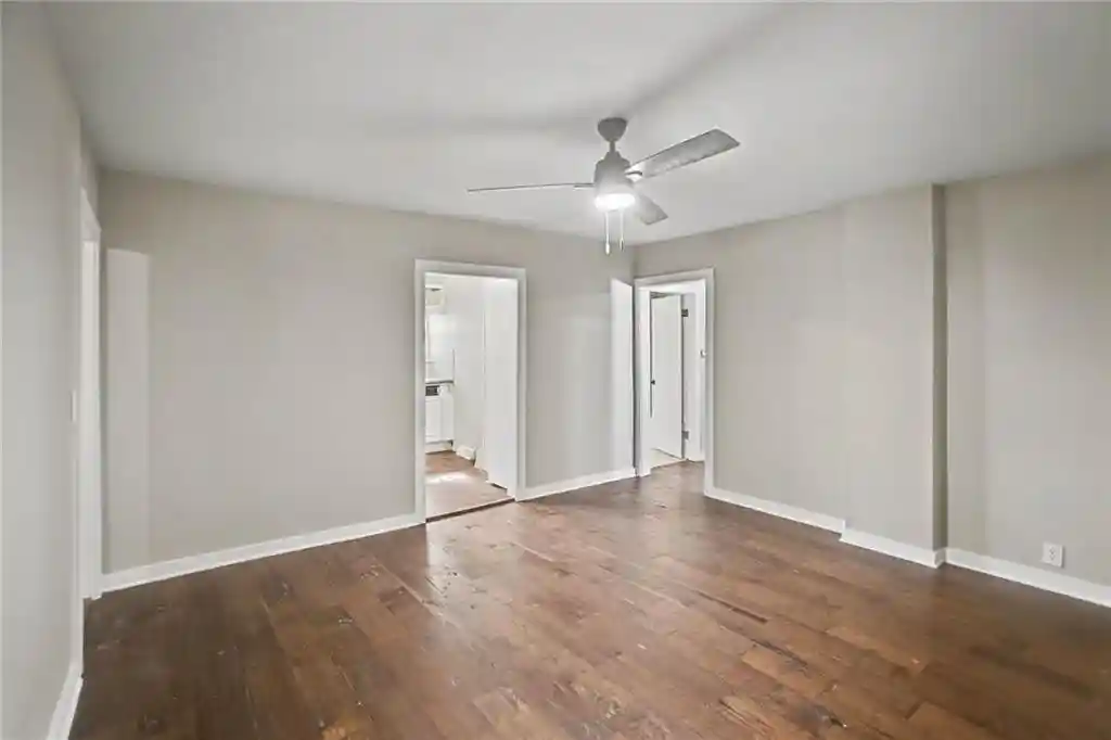 Photo 4 of Single family home for sale at 4429 NE Winn Rd, Kansas City, MO 64117 | MLS# 2648325 | Listing updated on 2026-10-25