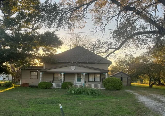 Photo 1 of Single family home for sale at 21034 Ness Rd, Parsons, KS 67357 | MLS# 2648344 | Listing updated on 2026-10-23