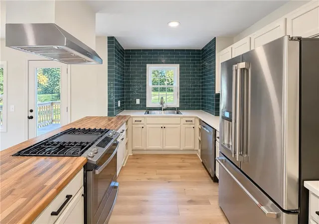 Photo 1 of Single family home for sale at 5825 Hadley St, Mission, KS 66202 | MLS# 2648348 | Listing updated on 2026-10-27